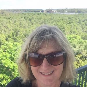 Meet your Posher, Nancy